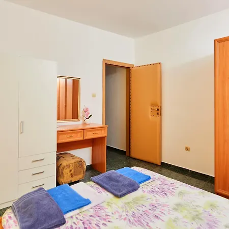Hotel Riviera Complex 6 *