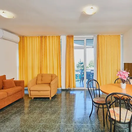 Riviera Complex 6 Hotel Sveti Vlas