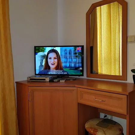 Riviera Complex 6 ホテル *