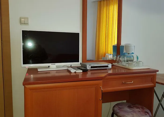 Riviera Complex 6 * سفيتي فلاس