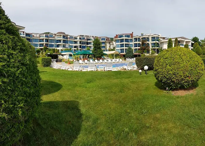 Otel Riviera Complex 6 Sveti Vlas
